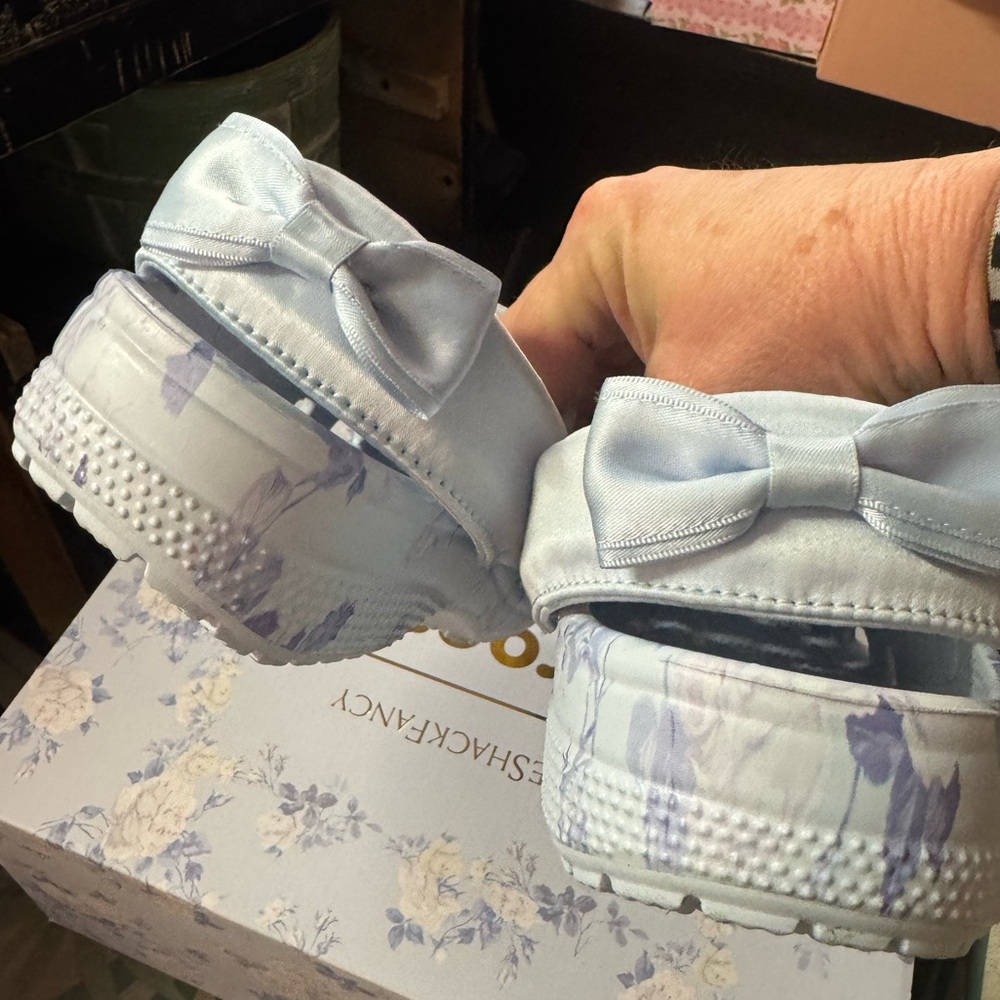 CROCS love shack fancy Light Blue Floral Women's Clog Mules with Bow Accents 7 - Picture 6 of 6